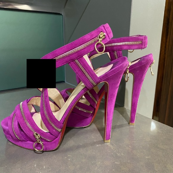 SOLD Christian Louboutin Zipper Heel - Picture 4 of 5